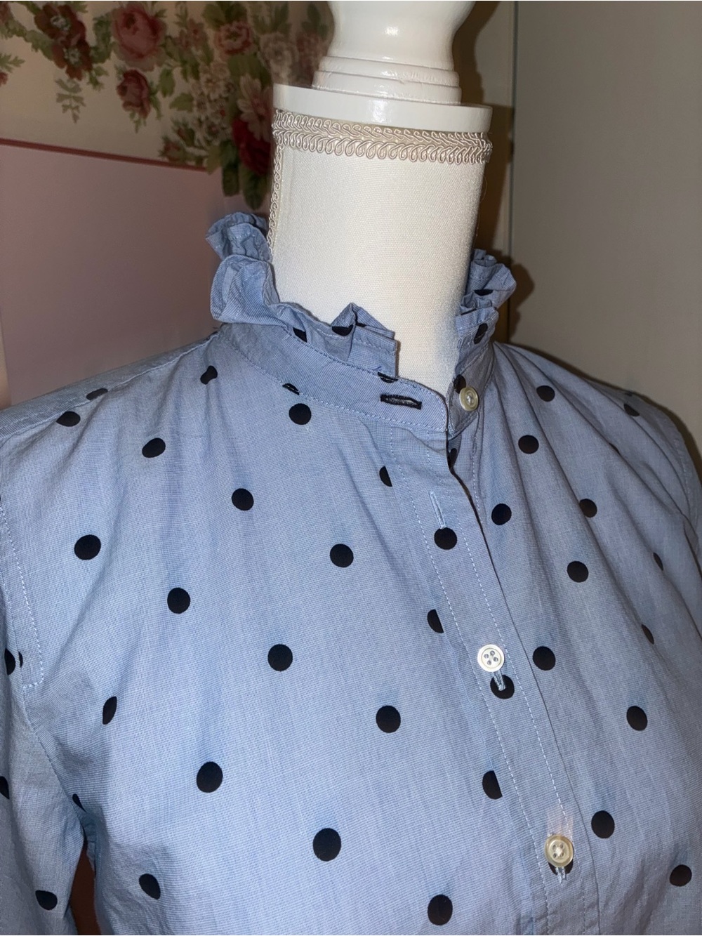 Talbots shirt, reworked with a ruffled collar - Picture 2 of 5